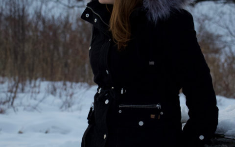 model_female_snow